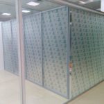 наклейки на стекло