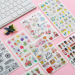 цветные наклейки