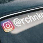 наклейка инстаграм на авто